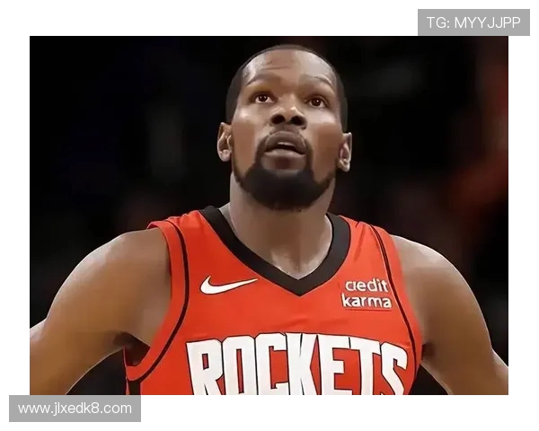 杜兰特盛赞谢泼德:15投9中砍下28分表现堪称完美 杜兰特盛赞谢泼德:15投9中砍下28分表现堪称完美